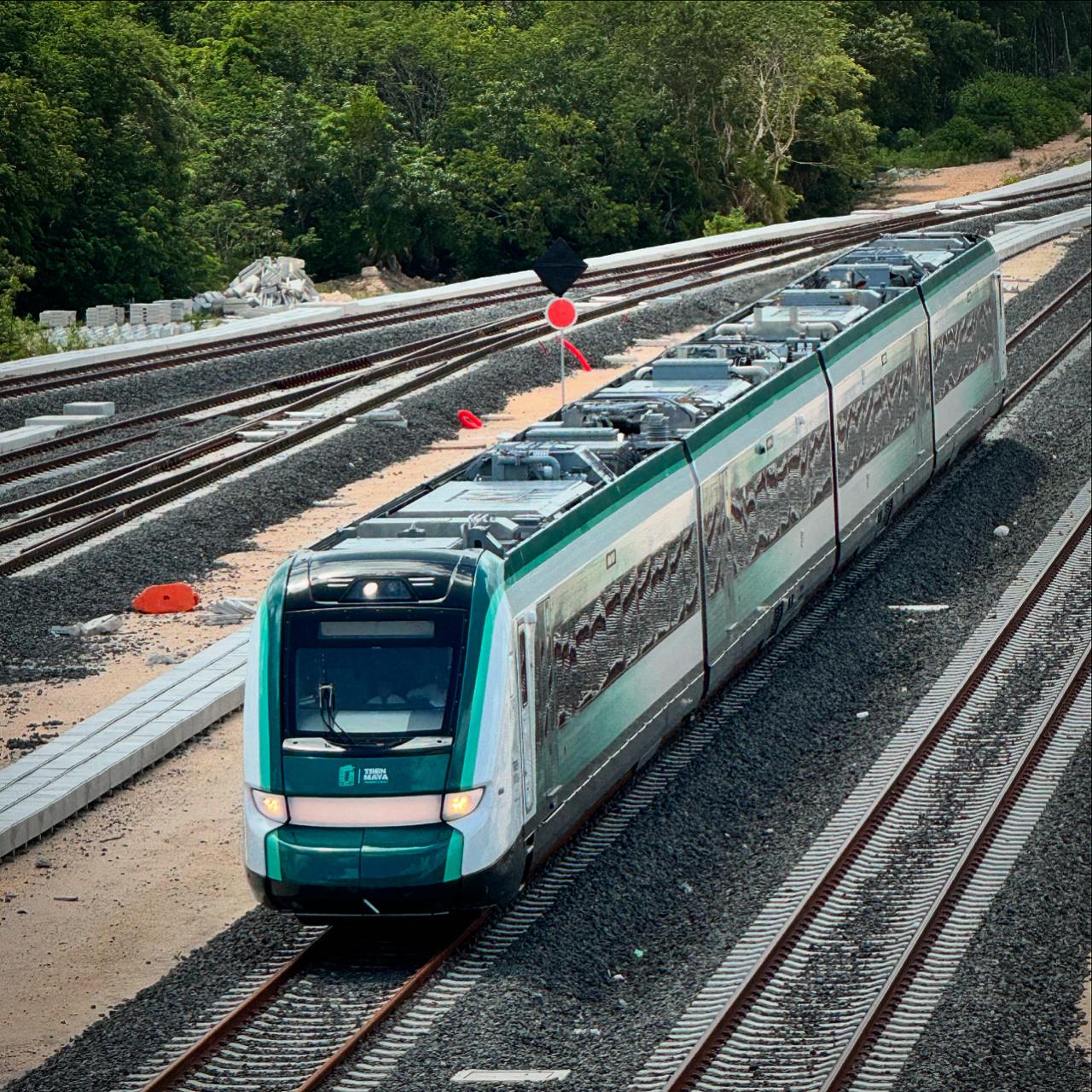 La combinación del Tren Maya con estos nuevos servicios representa una oportunidad única para explorar y disfrutar de la rica herencia cultural y natural que esta parte del país tiene para ofrecer.